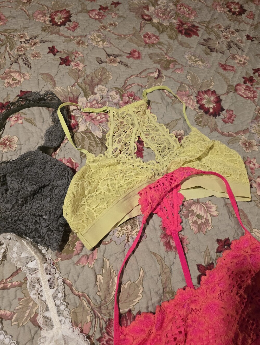 NINE Racerback Bralettes - Picture 6 of 6